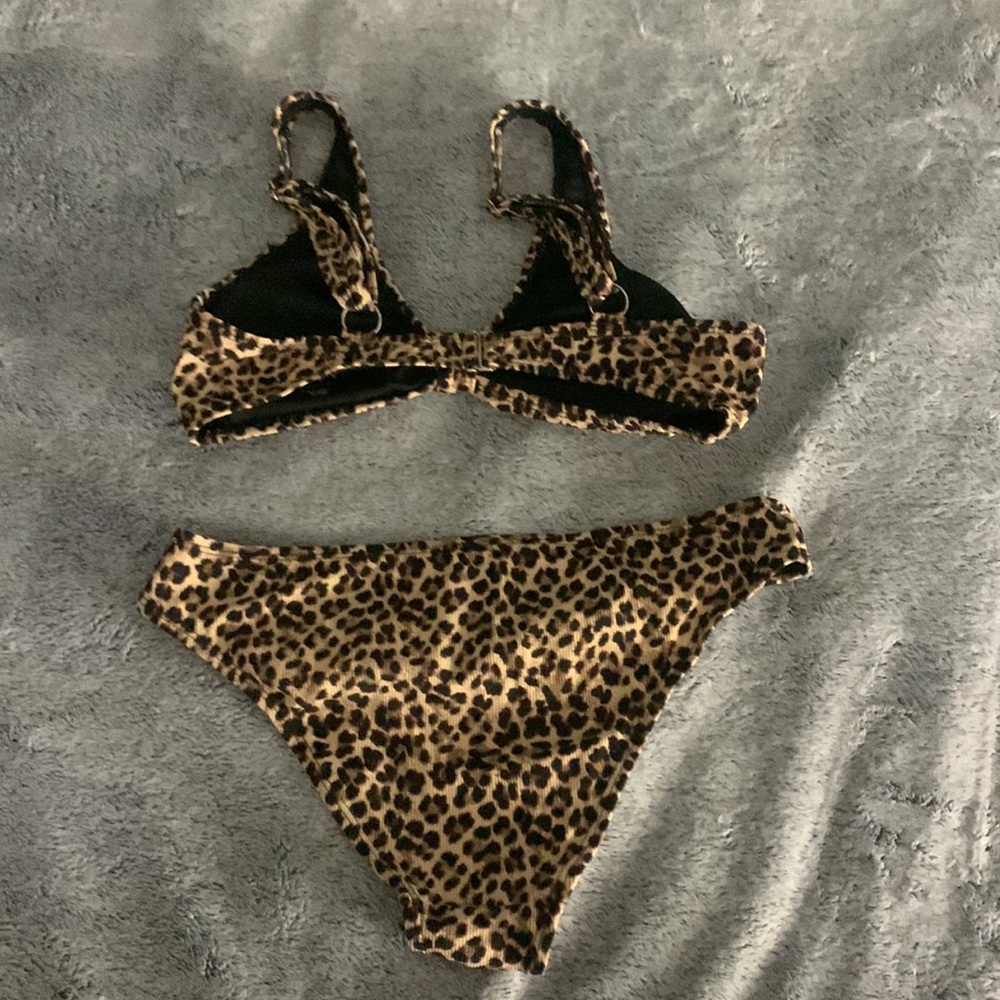 bikini set - Picture 2 of 2